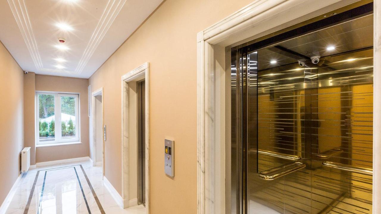 Большая Двухкомнатная Квартира В Центре Аркадии! Odessa Exteriör bild
