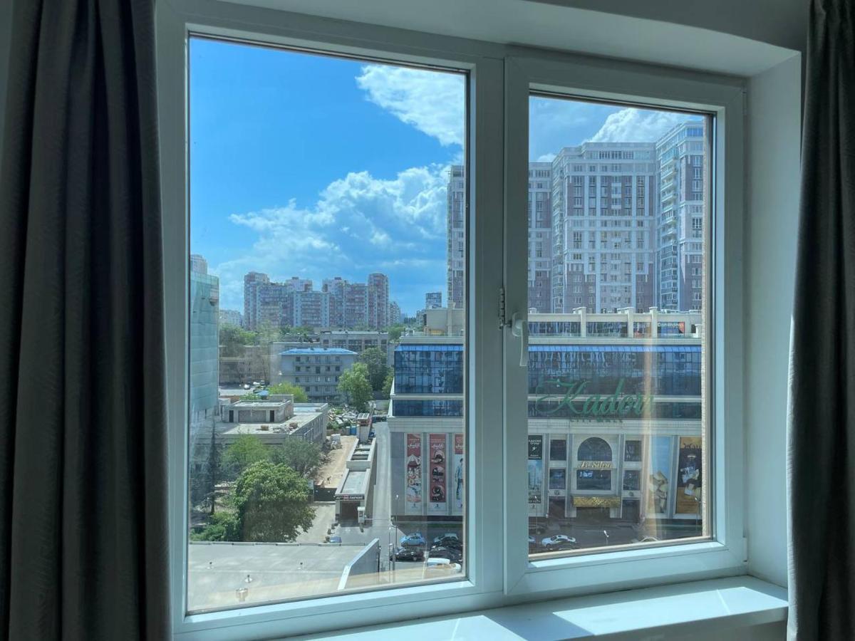 Большая Двухкомнатная Квартира В Центре Аркадии! Odessa Exteriör bild